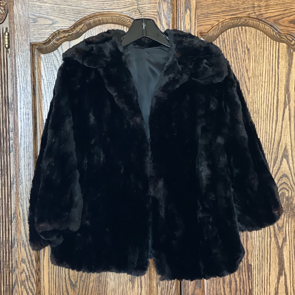 Elegant Black Authentic Mink Vintage Fur Coat